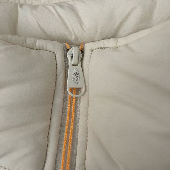 NWT FP Movement x Hatch Printed Puffer Jacket size Medium maternity - Picture 11 of 15